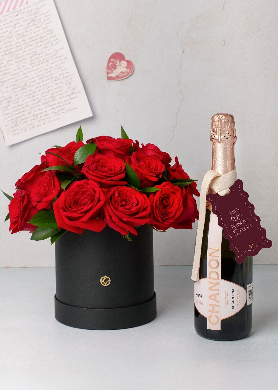 Chandon Rosé con Rosas Rojas