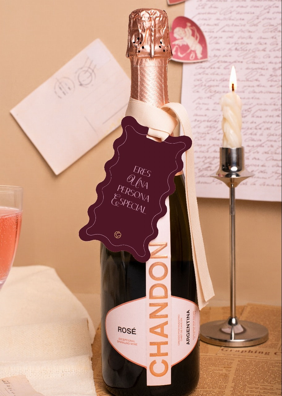 Chandon Rosé con Rosas Rojas